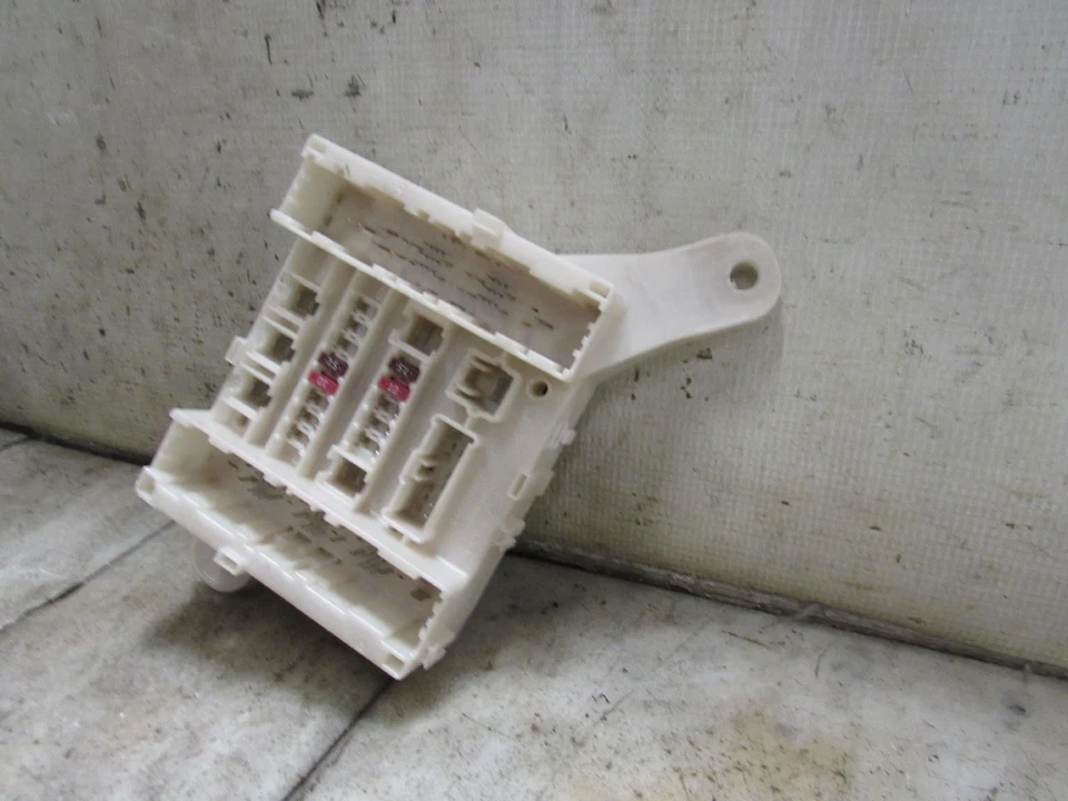 Honda Odyssey 2012 cabina caja de fusibles 38230TK8A213 Foto 4 de 4