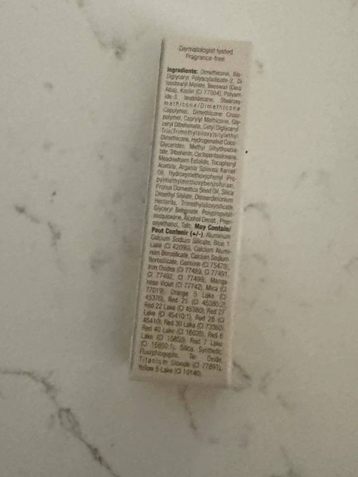 Жидкая губная помада MERLE NORMAN Hussy - Изображение 2 из 3