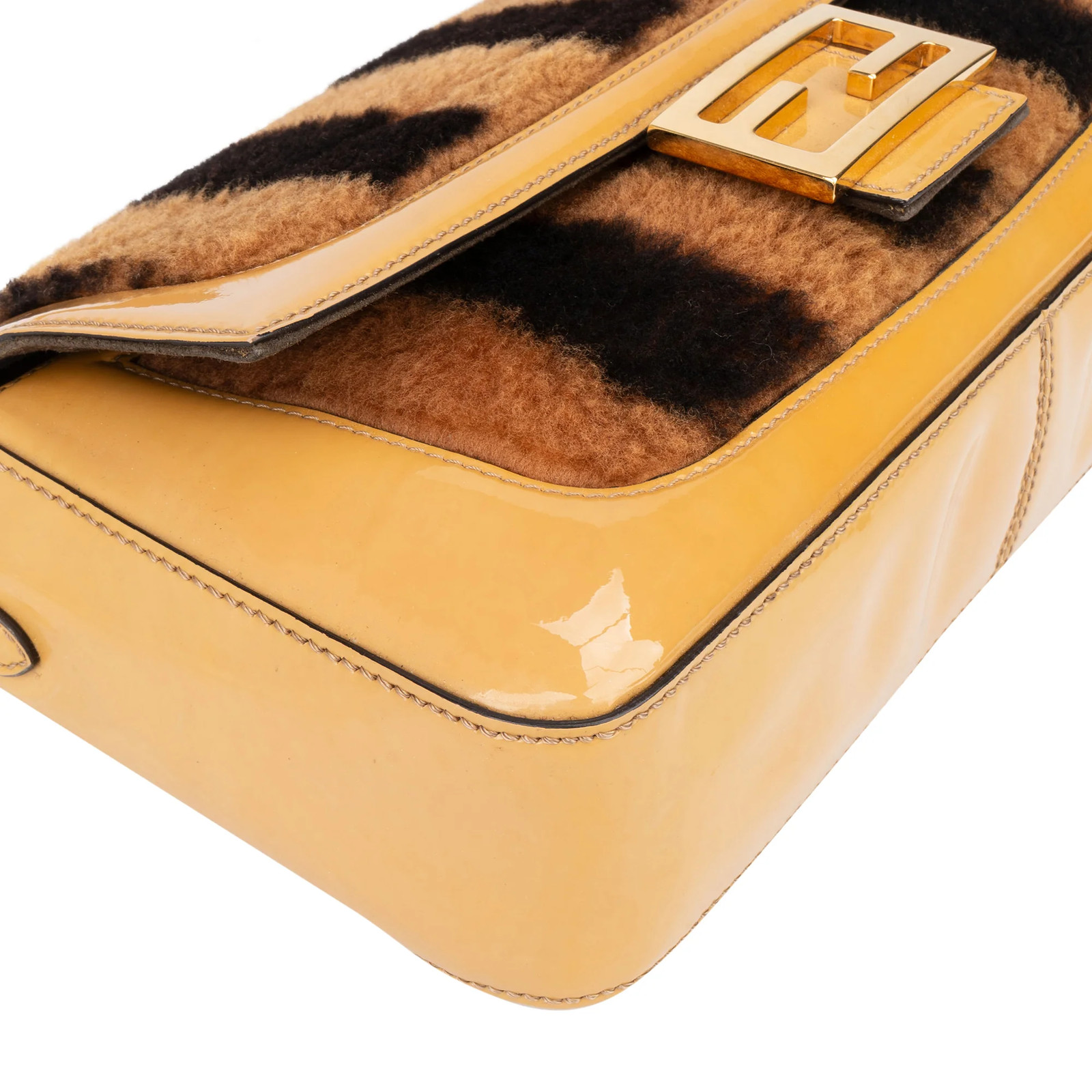 Fendi Shearling Baguette Buckle Handbag Bag Buckle Belt image 9