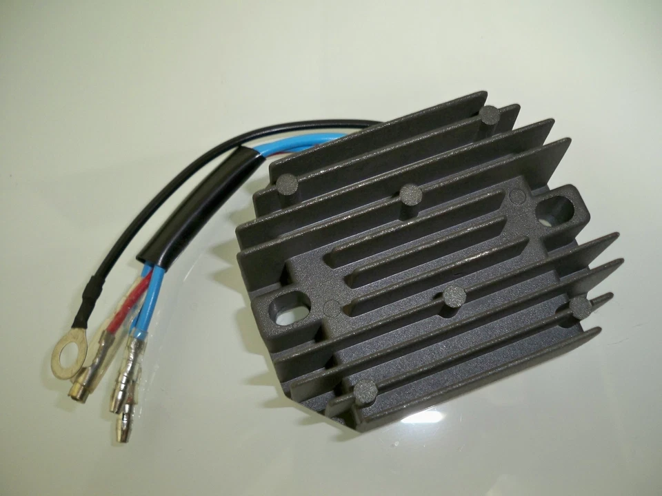 Regulator 12V Fits Kubota B4200D B5100D-P B5100E-P B6100D-P B6100E-P B7100D-P - Image 3 of 4