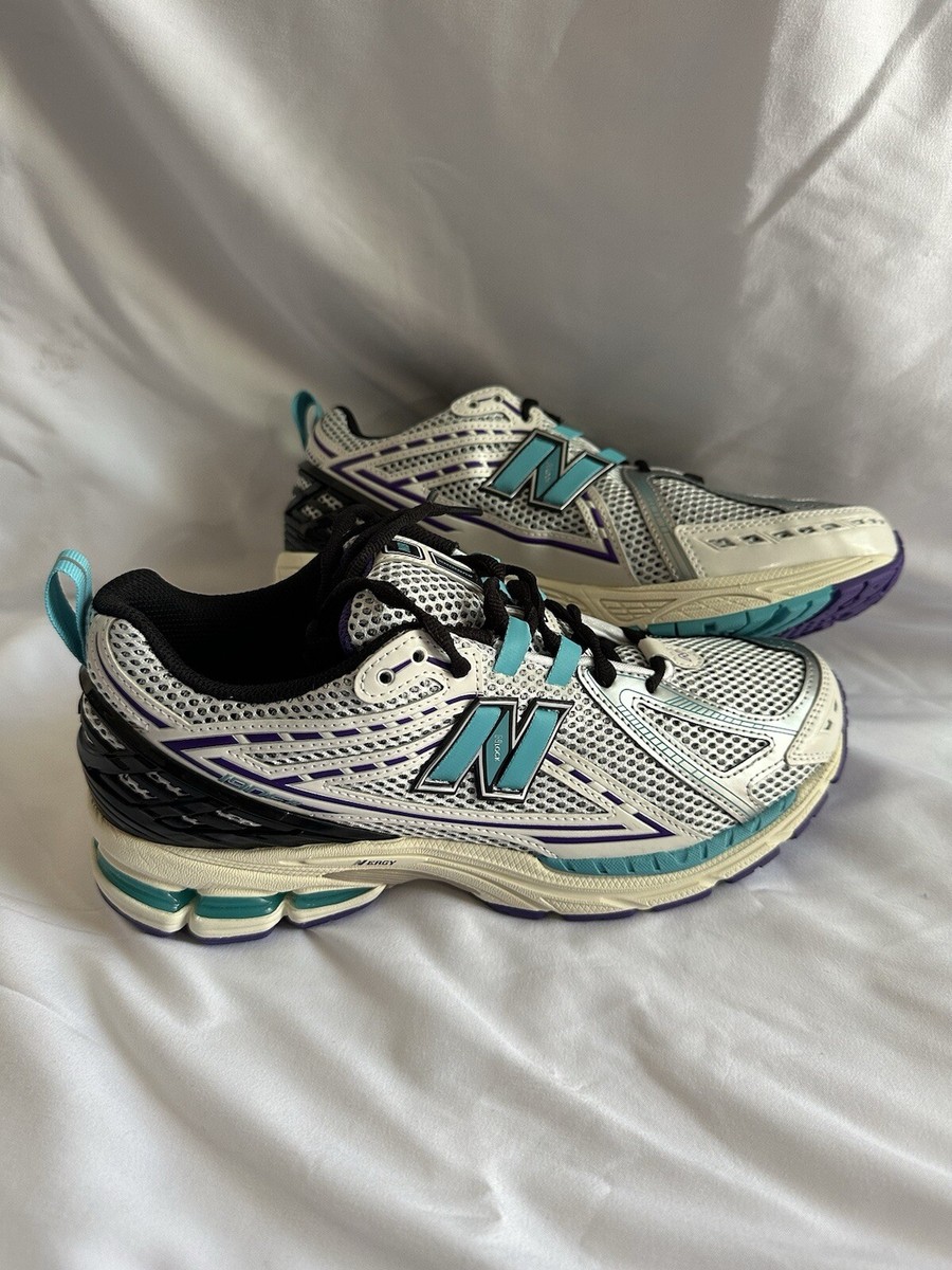 New Balance 1906R Sneakers  display picture 3