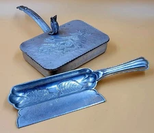 Vintage Hand Wrought Aluminum Silent Butler W/Crumb Scoop Rodney Kent Faberware