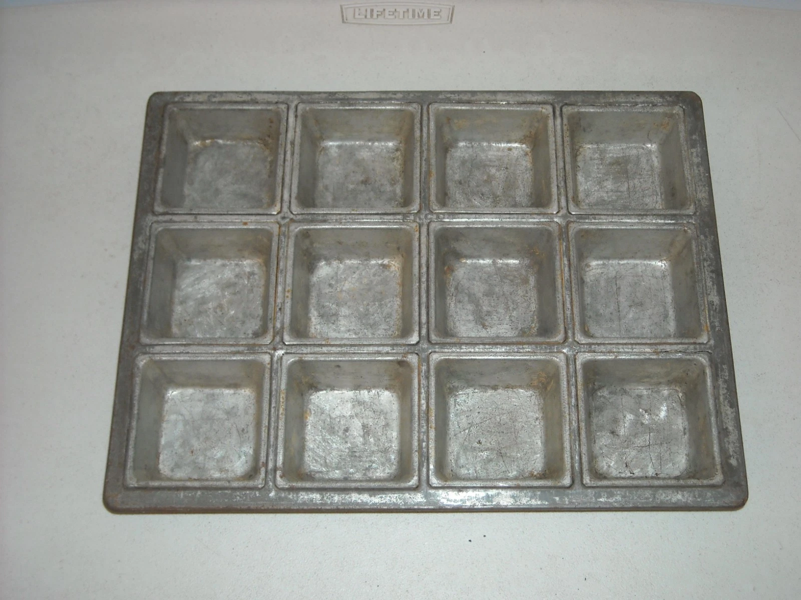 Antique / Vintage Primitive Muffin Tin Biscuit Pan 12 Square Farmhouse
Opens in a new window or tab