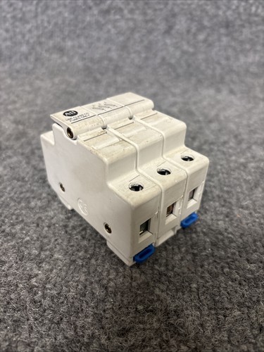 3 Stück - Allen-Bradley 1492-FB3C30 Ser A Sicherungshalter 3-polig 30A 600V gebraucht - Bild 7 von 18