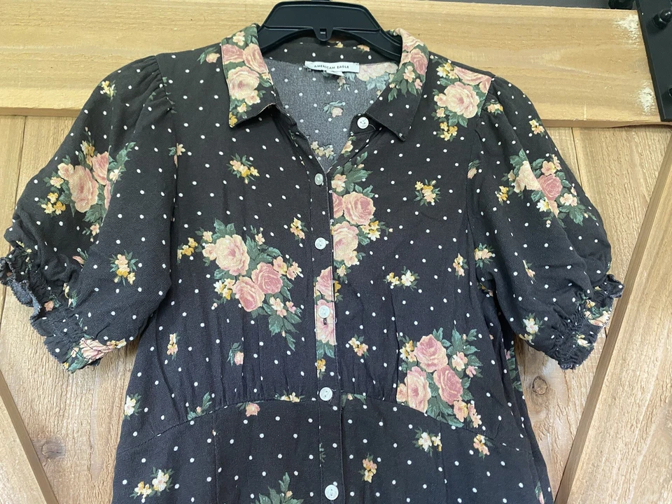 Vestido floral a lunares AMERICAN EAGLE mujer talla pequeña estilo vintage tendencia ahora Foto 3 de 4