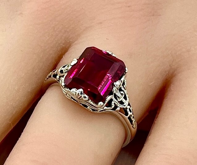 925 STERLING SILVER FILIGREE ANTIQUE STYLE VIVID RED LAB-CREATED