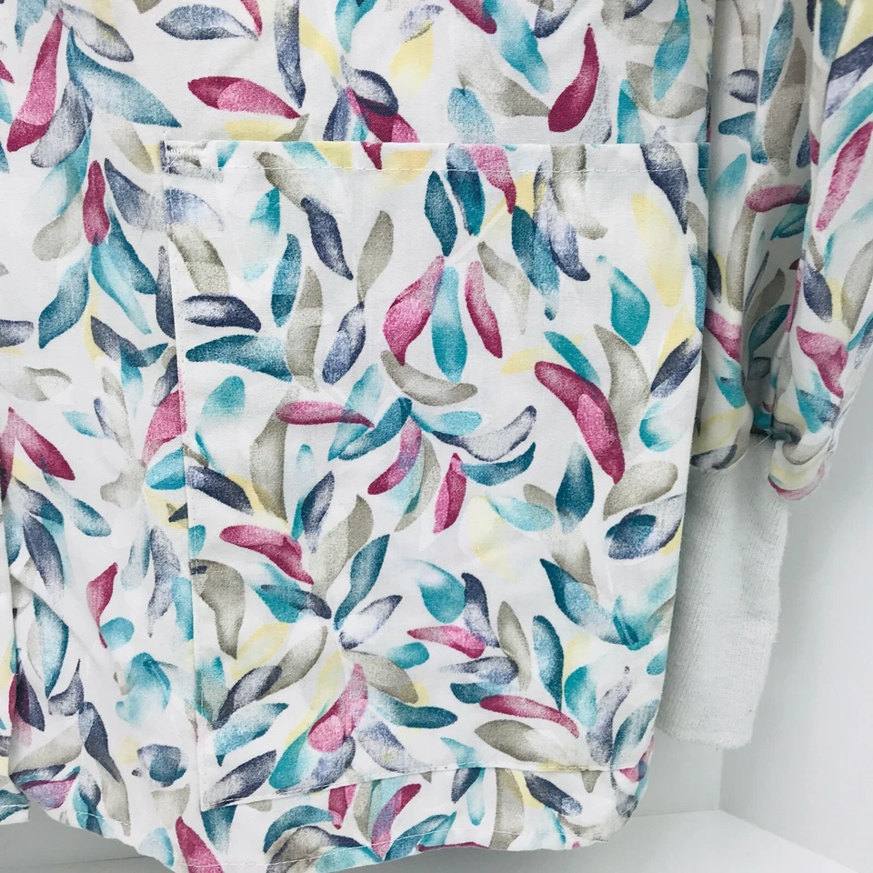 Crest Size S Long Sleeve White And Multi Color Pattern Scrub Top Medical Nurse - Image 3 of 4