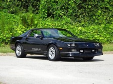 1987 Chevrolet Camaro Z28 Black Front Qtr Poster 24 X 36 Inches Classic Car