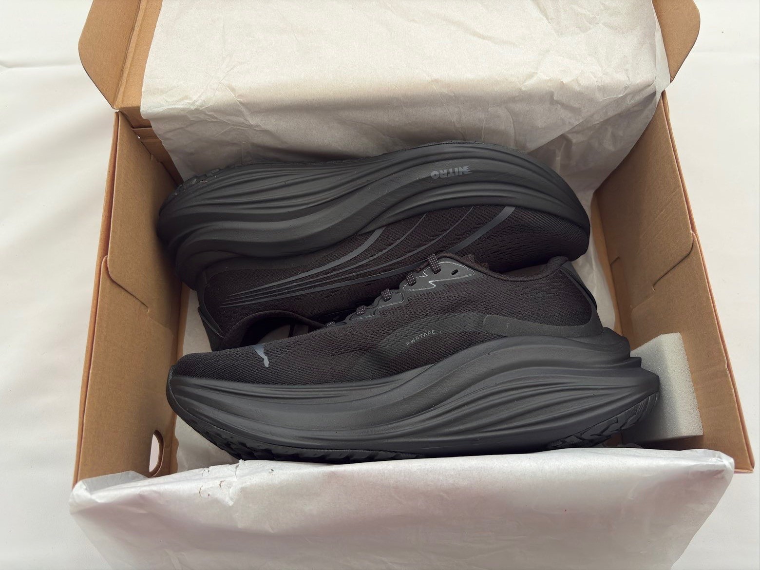 Puma MagMax Nitro Running Shoes Black / Galactic Grey -UK8 ***Brand New***