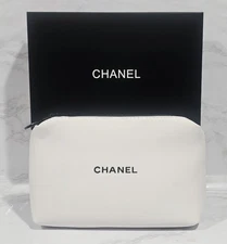 Chanel Beaute White Cosmetic Bag Zipper Makeup Pouch NIB