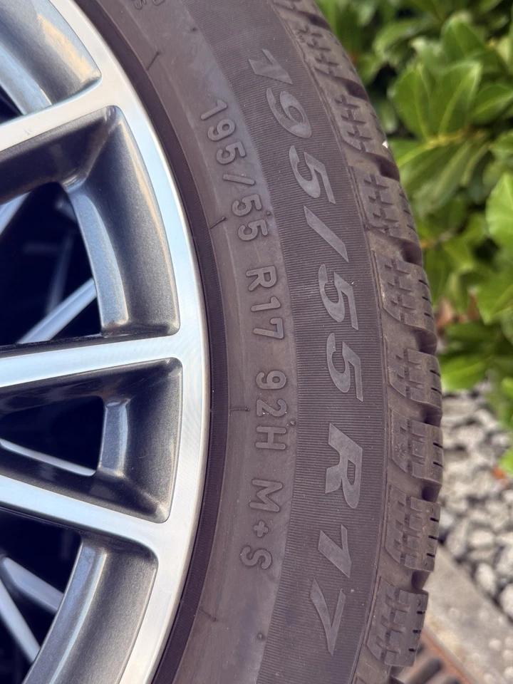 BMW 1er F40 Winterräder 17” Original – mit RDC, 10 mm Profil - Bild 4 von 4