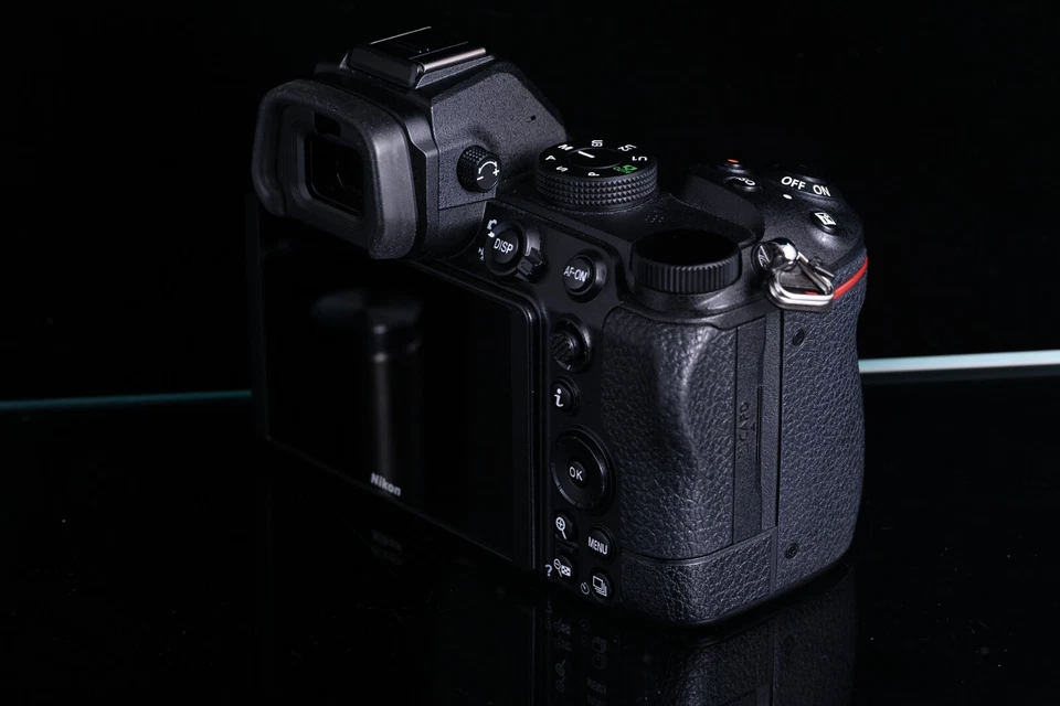 Nikon Z 5 24.3MP Spiegellose Digitalkamera Nur Gehäuse [TOP NEUWERTIG] 1 Tag ... - Bild 4 von 4