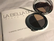 (1) La Bella Donna Compressed Mineral Eye Shadow Compact | BELLISSIMA