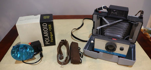 Vintage Polaroid Automatic 125 Land Camera w/ Polaroid Flashgun #268 UnTested