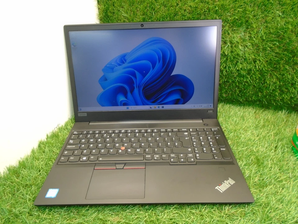 Lenovo ThinkPad E590 · i7-8565U · 8GB · 256GB, photo 2 of 5