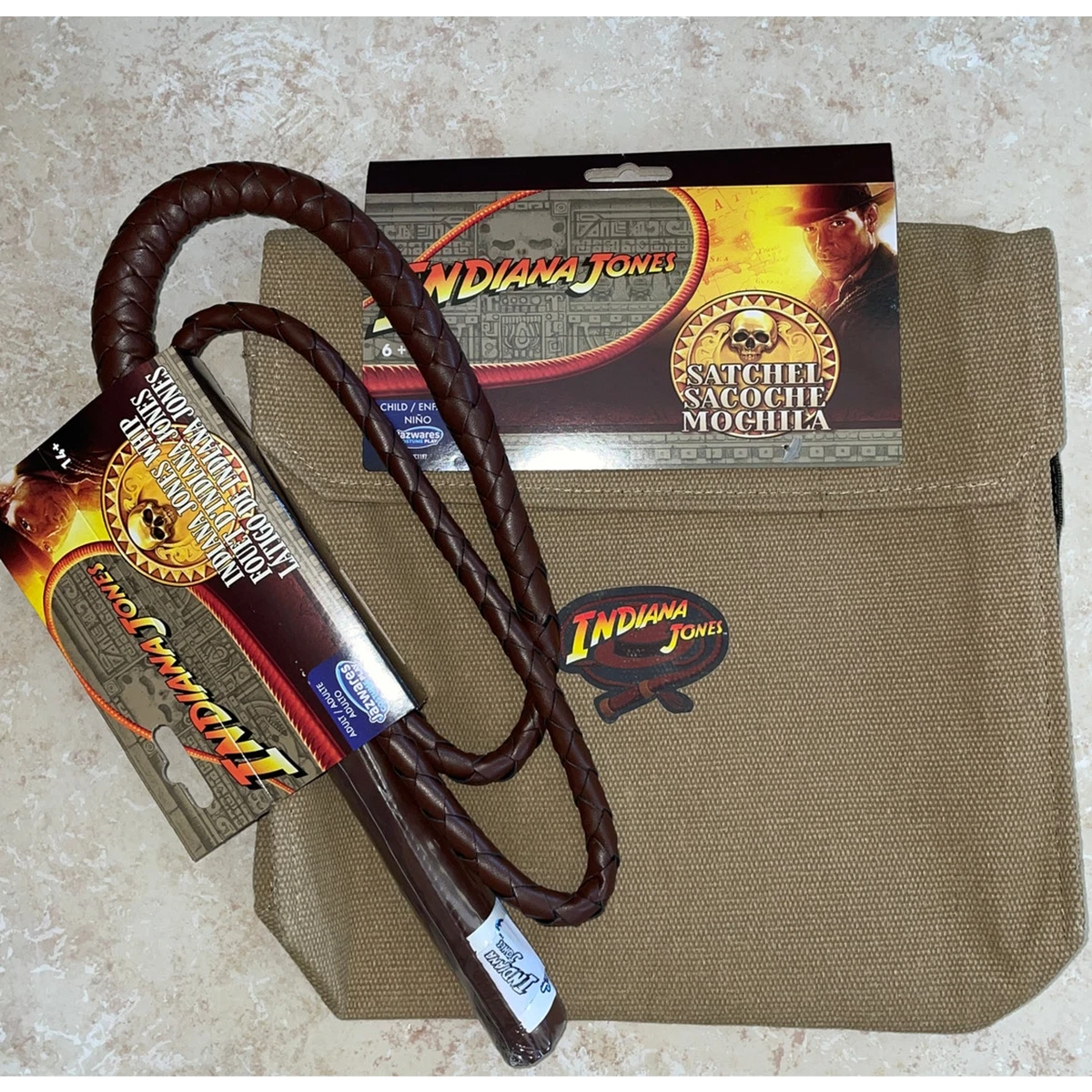 インディ・ジョーンズ コスプレセット(鞭＋ショルダーバッグ) 2 PC OFFICIAL INDIANA JONES CANVAS BAG SATCHEL & WHIP COSTUME SET