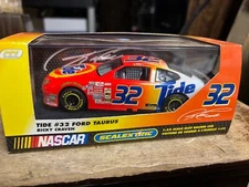 SCALEXTRIC C2346 TIDE #32 FORD TAURUS Ricky Craven NIB 1/32 Scale