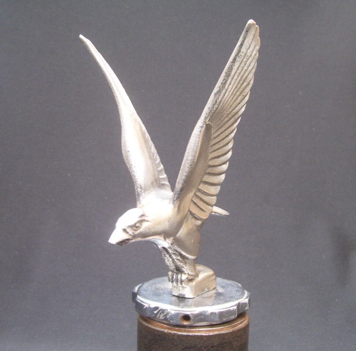 VINTAGE 1930s ALVIS SPEED EAGLE CAR RAD CAP MASCOTPRE WAR BRITISH HOOD