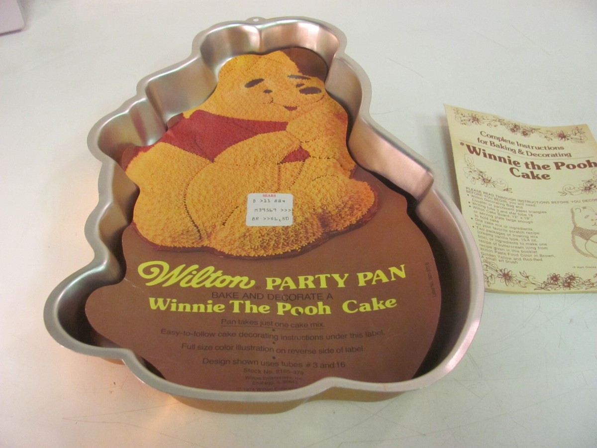 Wilton Party Pan Winnie the Pooh Aluminum Cake Pan 2105-379