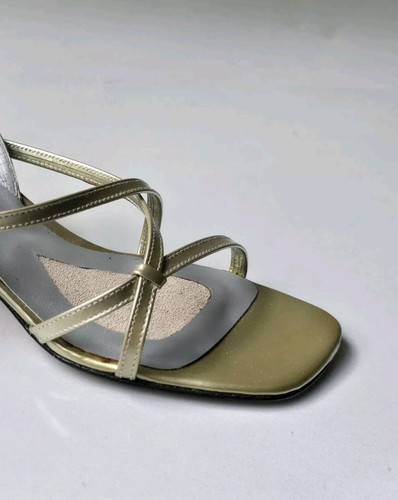 STUART WEITZMAN Sandalias Puntera Abierta Cuero Metálico Dorado Tiras Zapatos 'Ramitas' - Imagen 5 de 10