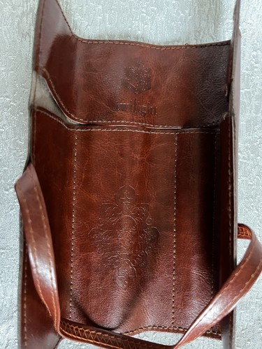 GORGEOUS Vintage Style Embossed Chestnut Leather Pencil/Brush Case By Twilight - Picture 7 of 16