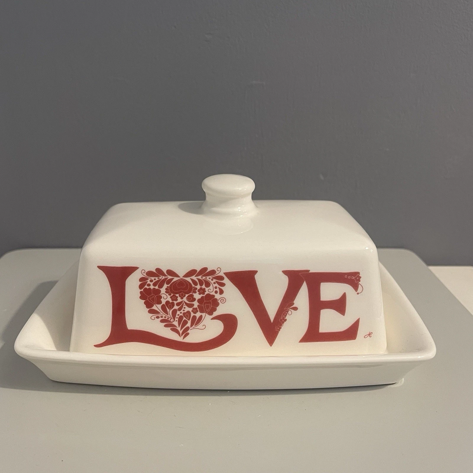Portmeirion Love Butter Dish Jan Constantine England Ceramic White Red Floral