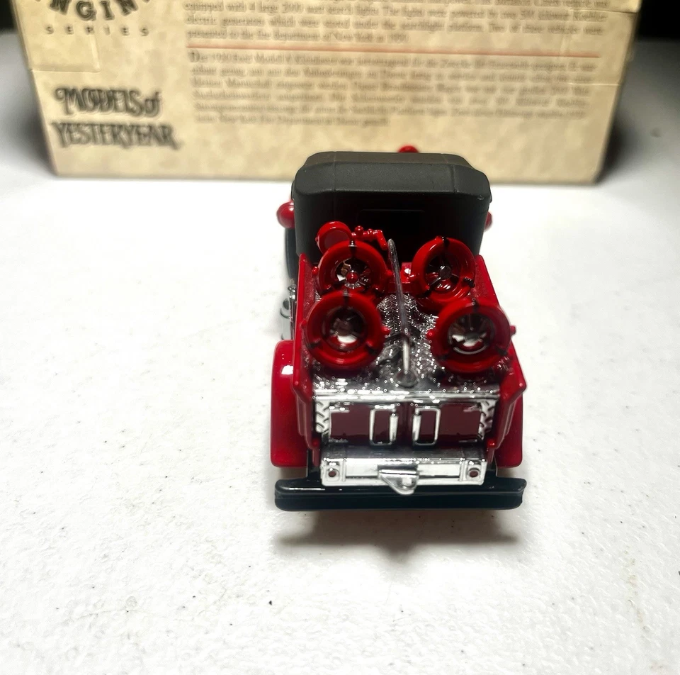 VINTAGE MATCHBOX COLLECTIBLES YFE12 1930 FORD MODEL A BATTALION CHIEFS VEHICLE - Image 2 of 4