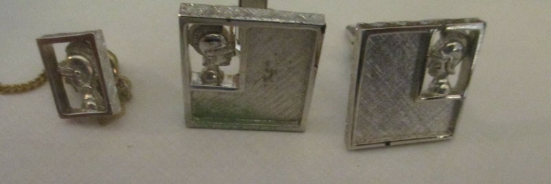 Silver Tone Sarah Coventry Roman Soldier Design Cufflinks AND TIE TAC SET
