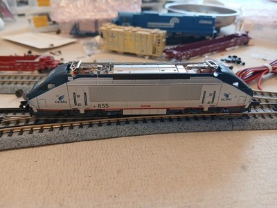 Bachmann83053 Spectrum N Scale HHP-8 Electric Locomotive Amtrak Acela #655 DCC