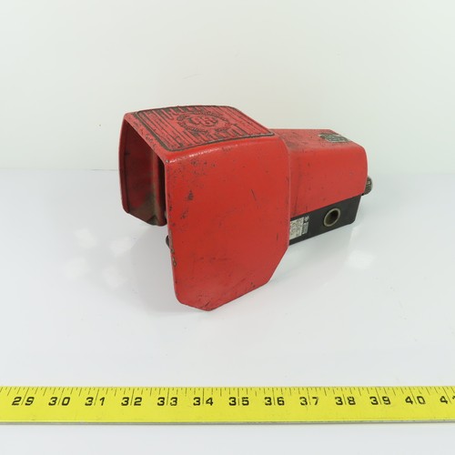 Bernstein 606.1700.004 F1-U2 UN Single Pedal Guarded Foot Switch 10A 300V AC