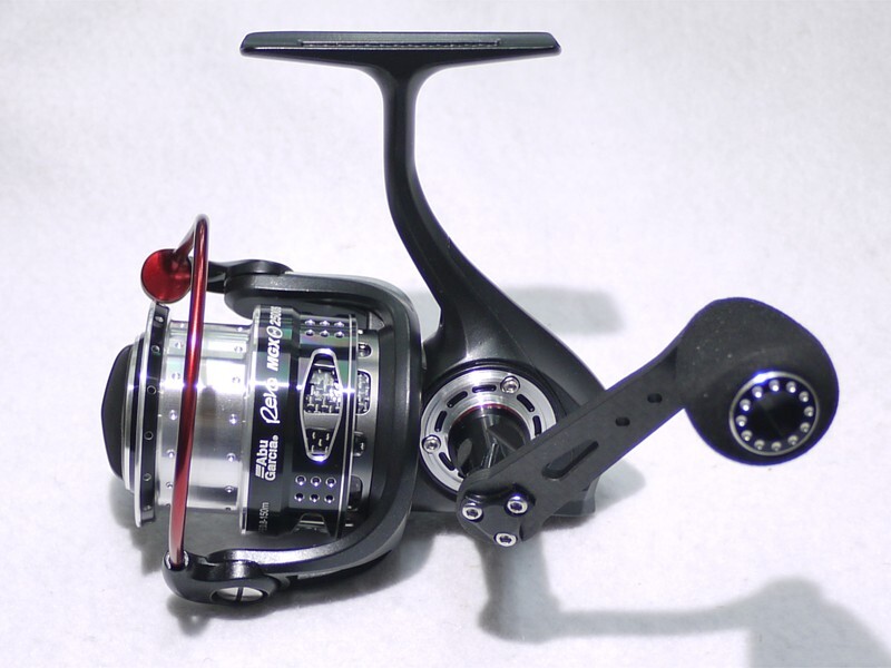 リール Abu Garcia Revo MGX Theta 2500SH REVO MGX THETA (レボ エムジーエックス シータ)｜AbuGarcia