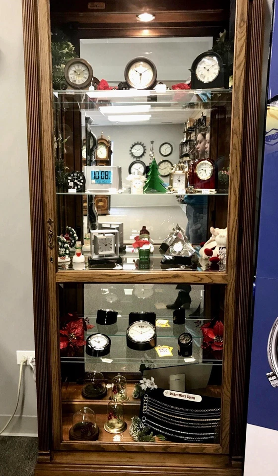 Howard Miller Curio Display Cabinet 680-182 Woodburn Yorkshire Oak 680182 - Image 3 of 3