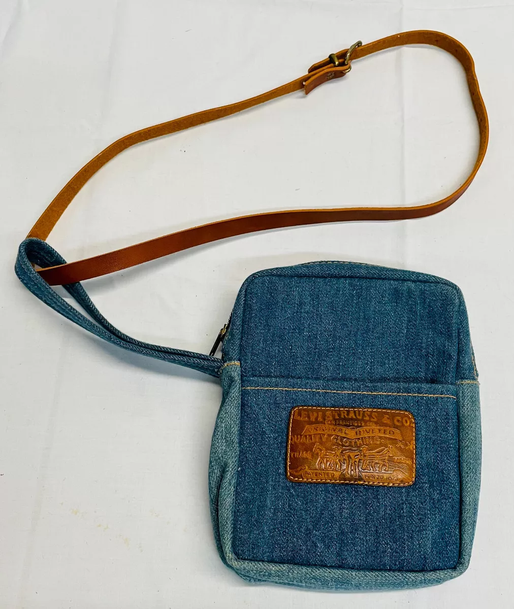 Levi's clutch bag cheap