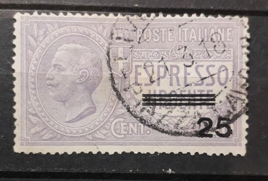 Foto 1 di 2
