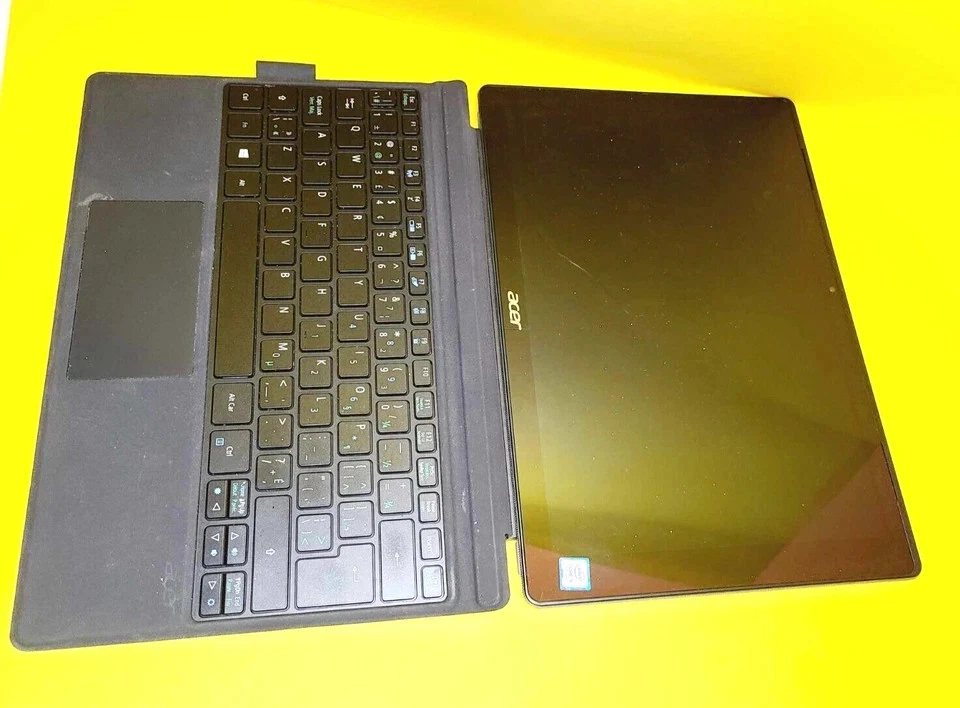 *CRKED SCREEN BUT WORKING* ACER N17P5 SWITCH 5 WINDOWS TABLET LAPTOP 12" TOUCH - Bild 3 von 4