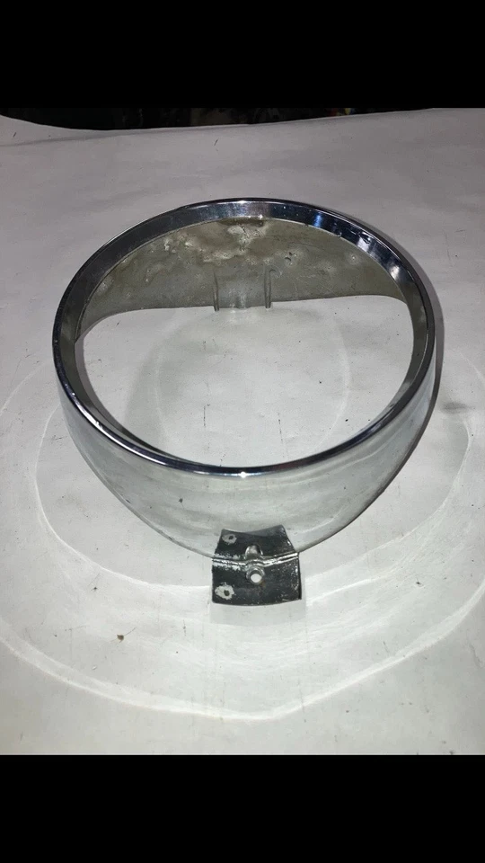 Mercury Monterey 1961 faro bisel 61 exterior Foto 3 de 4