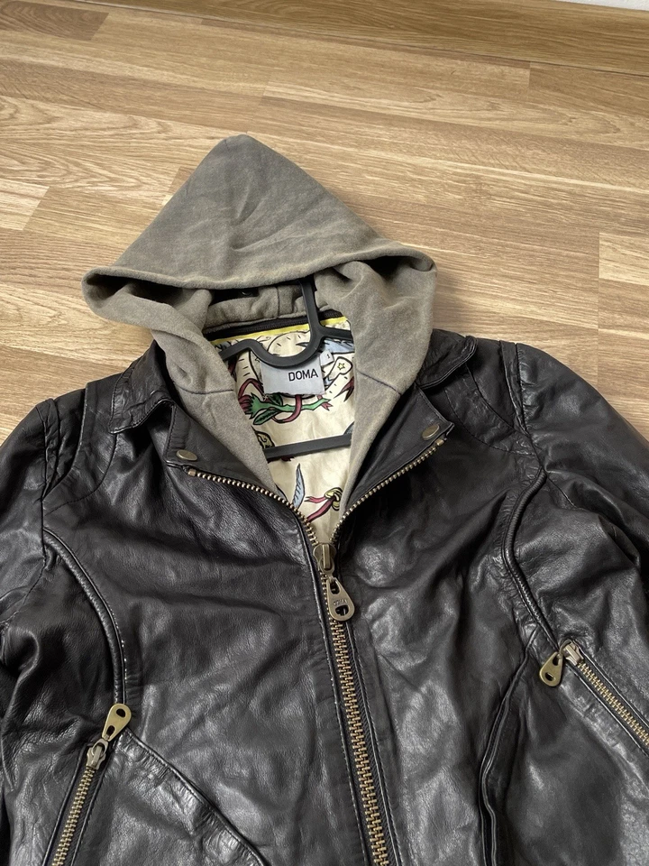 DOMA Women’s Leather Black Jacket Size 1 - Image 3 of 4