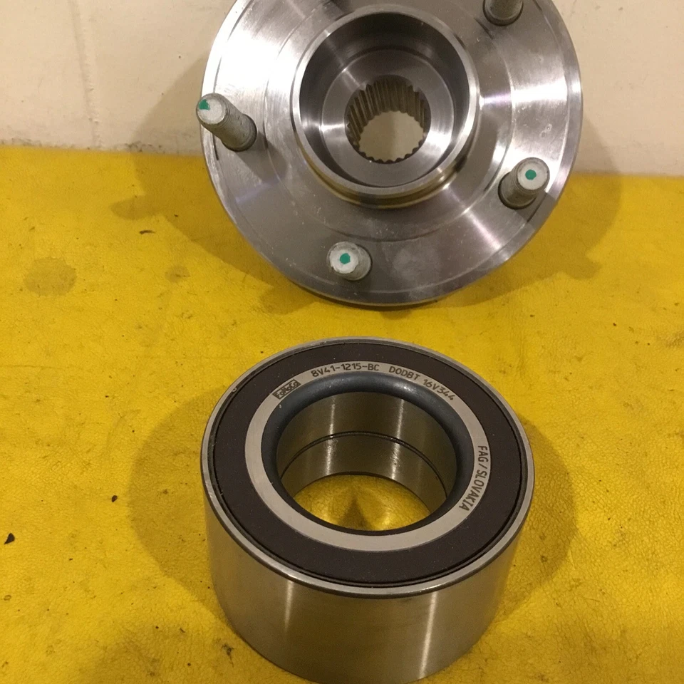 NEW 2012-2018 Ford Focus Wheel Hub Assembly W/ Bearing cv6Z-1104-A OEM - Image 3 of 4