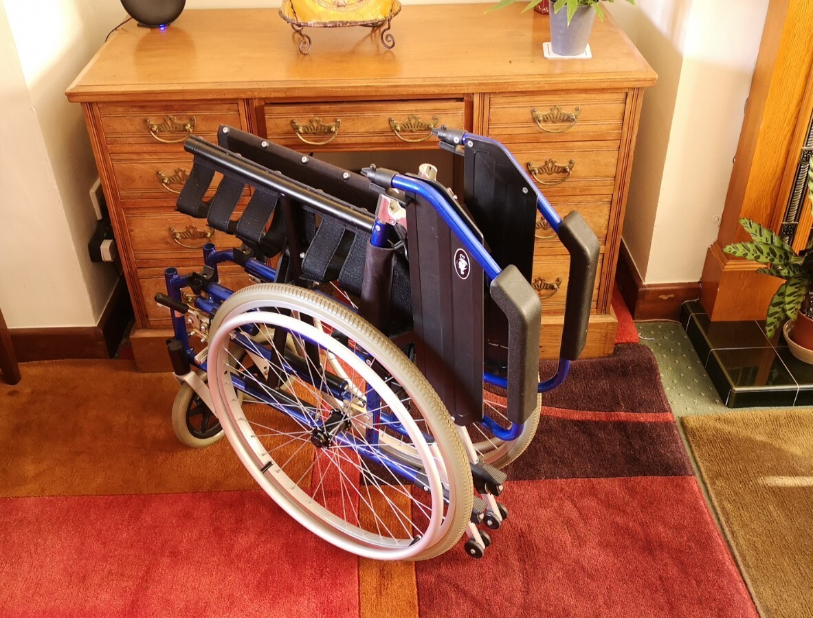 Drive Enigma Self Propelled Aluminium Wheelchair Folding Lightweight