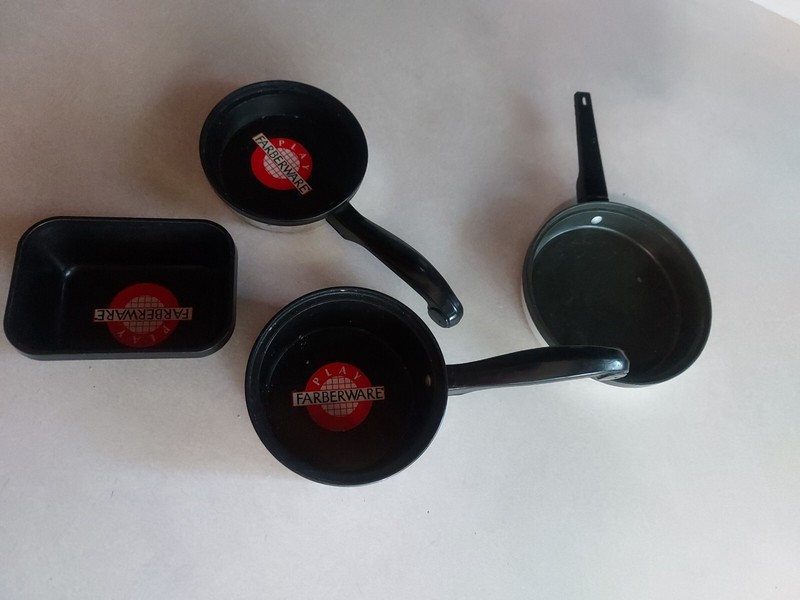 Vintage CDI Pretend Play cooking Dishes 3 piece  Farberware 1 Chilton frying pan