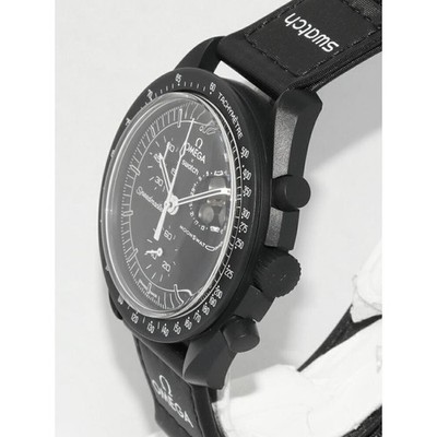 Omega x Swatch Snoopy New Moonphase Speedmaster SO33B700 65th Ltd Uhr Herren