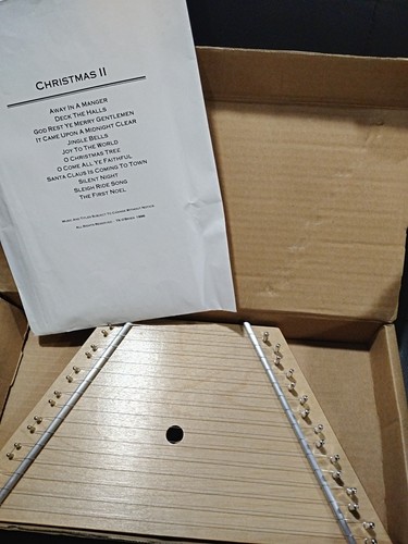 Vintage 1996 TK O’Brien’s Birch Lap Harp, OVP Notenblätter Stimmwerkzeug - Bild 24 von 24