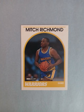 1989-90 NBA Hoops Mitch Richmond rookie basketball card #260. rookie card picture