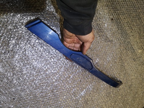 BMW  E46  328 I   51.13-8231043A  Zierleiste  Links  Scheinwerfer 286S2