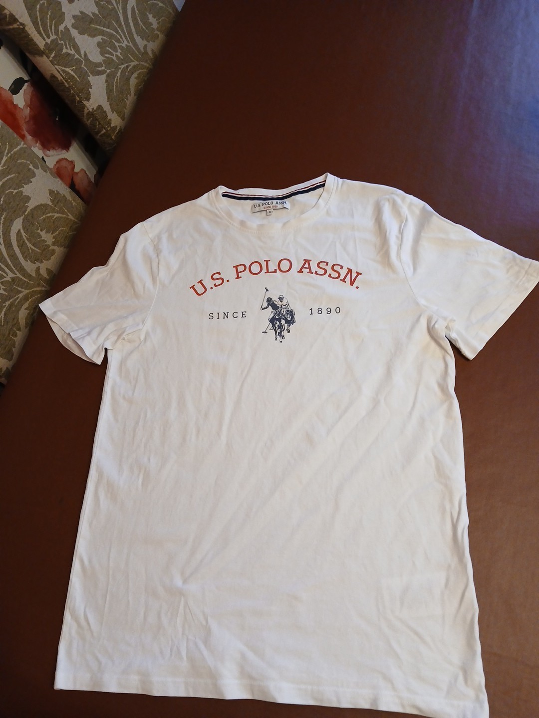 Picture 1 of 10