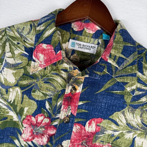 Tori Richard Uniforms Mens L Hawaiian Shirt Half Button Floral Tropical Aloha