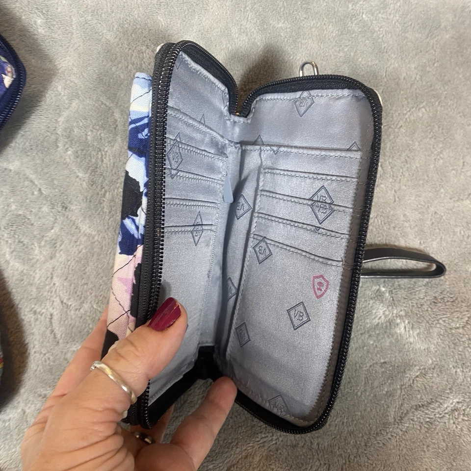 Vera Bradley Lote De 6 Carteras Muñequeras Bolsas Maquillaje Cremallera Floral Caprichoso Foto 3 de 4