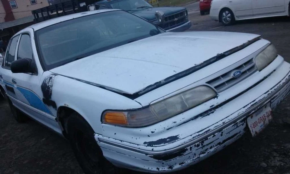 Fuel Pump Assembly Fits 97 CROWN VICTORIA 1230805 Foto 2 de 4