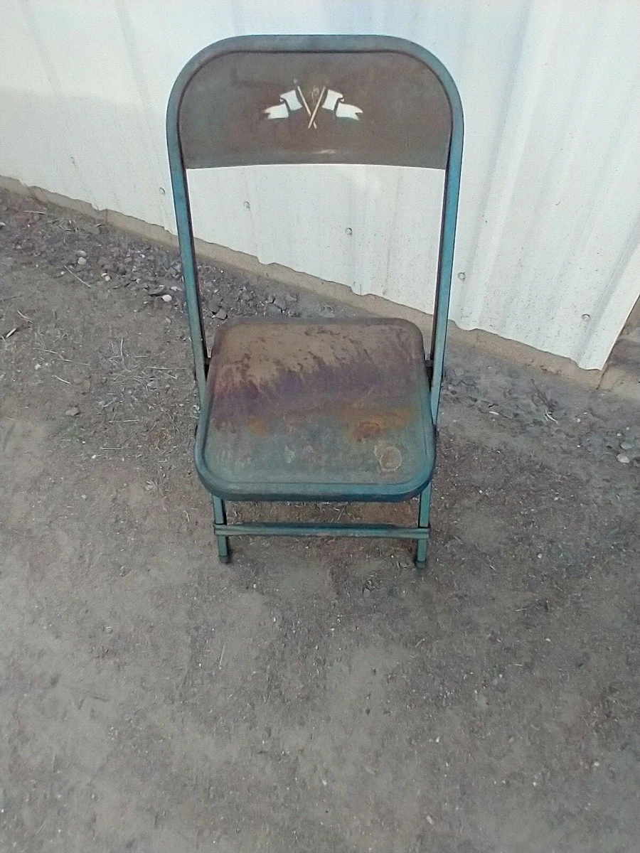 Old metal chairs outlet