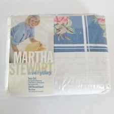 MARTHA STEWART everyday Blue Floral TWIN SHEET SET 200 Thread Count 1997 NEW